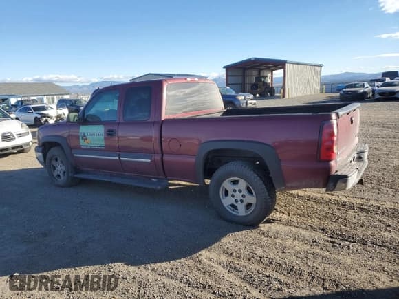 ✅ 2005 Chevrolet Silverado 1500 Z71 • VIN: 1GCEK19B75E127297 • Лот: 89929975. Опубликован ранее на Copart с пробегом 312 995 миль. Бесплатный доступ к архиву аукционных продаж из США и подробный отчёт об истории автомобиля на DreamBid. Изображение 2.
