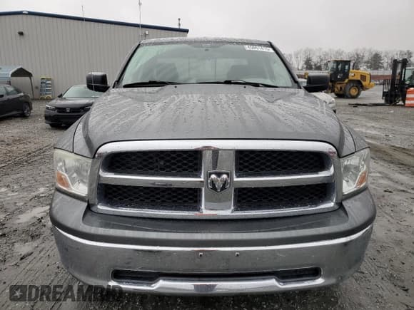 ✅ 2009 Dodge 1500 SLT • VIN: 1D3HB18P89S782139 • Lot: 45051415. Wystawiony na Copart z przebiegiem 196 596 mil. Bezpłatny archiwum sprzedaży aukcyjnych z USA i szczegółowy raport historii pojazdu na DreamBid. Zdjęcie 5.
