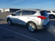 ✅ 2014 Toyota RAV4 LE • VIN: 2T3BFREV3EW222714 • Lot: 43616867. Wystawiony na IAAI z przebiegiem 90 432 mil. Bezpłatny archiwum sprzedaży aukcyjnych z USA i szczegółowy raport historii pojazdu na DreamBid. Zdjęcie 3.