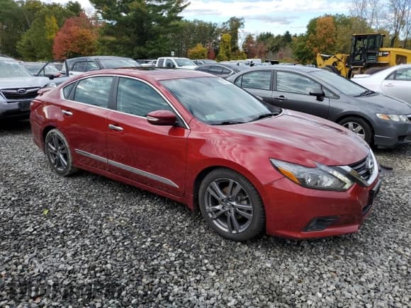 ✅ 2018 Nissan Altima SL • VIN: 1N4BL3AP6JC141738 • Lot: 85854315. Listed on Copart with 87,609 mi. Free auction sales archive from the USA and detailed vehicle history report at DreamBid. Image 4.