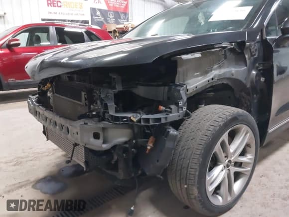 ✅ 2015 Lincoln MKC • VIN: 5LMTJ2AH3FUJ40676 • Лот: 42191036. Опубликован ранее на IAAI с пробегом 108 515 миль. Бесплатный доступ к архиву аукционных продаж из США и подробный отчёт об истории автомобиля на DreamBid. Изображение 6.