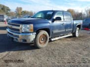 ✅ 2012 Chevrolet Silverado 1500 LT • VIN: 1GCPKSE74CF145134 • Lot: 43698193. Wystawiony na IAAI z przebiegiem 156 828 mil. Bezpłatny archiwum sprzedaży aukcyjnych z USA i szczegółowy raport historii pojazdu na DreamBid. Zdjęcie 2.