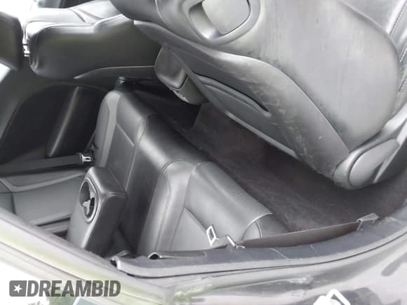 ✅ 2018 Dodge Challenger GT • VIN: 2C3CDZGG8JH322928 • Lot: 42811395. Listed on IAAI with 109,044 mi. Free auction sales archive from the USA and detailed vehicle history report at DreamBid. Image 8.