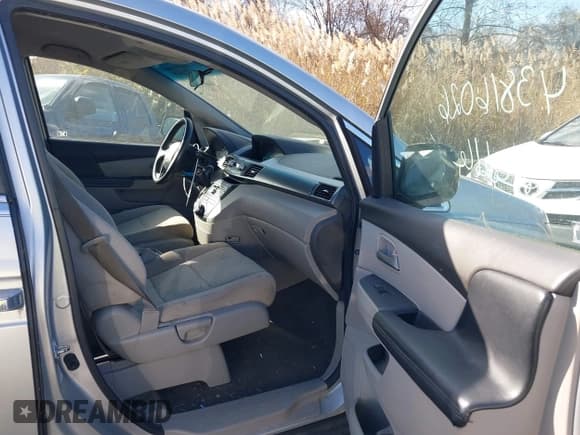 ✅ 2011 Honda Odyssey EX • VIN: 5FNRL5H4XBB021039 • Лот: 43816026. Опубликован ранее на IAAI с пробегом 120 839 миль. Бесплатный доступ к архиву аукционных продаж из США и подробный отчёт об истории автомобиля на DreamBid. Изображение 5.