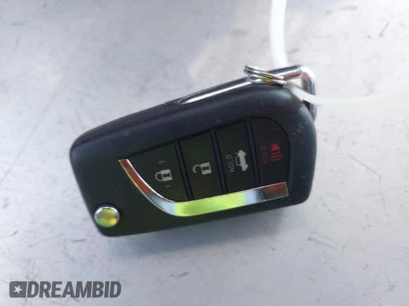 ✅ 2024 Toyota Corolla Cross LE • VIN: 7MUBAAAG5RV074005 • Lot: 43650690. Listed on IAAI with 28,494 mi. Free auction sales archive from the USA and detailed vehicle history report at DreamBid. Image 11.