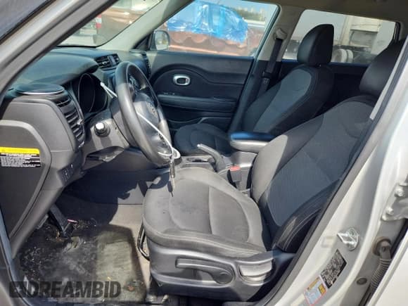 ✅ 2017 Kia Soul + • VIN: KNDJP3A56H7470967 • Лот: 81655815. Опубликован ранее на Copart с пробегом 134 163 миль. Бесплатный доступ к архиву аукционных продаж из США и подробный отчёт об истории автомобиля на DreamBid. Изображение 7.