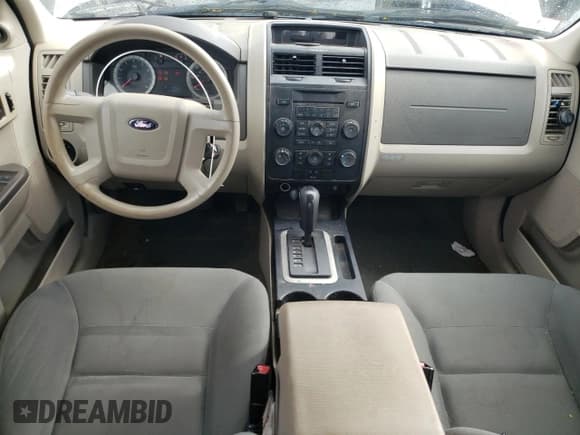 ✅ 2008 Ford Escape XLS • VIN: 1FMCU92Z88KB10257 • Lot: 56427925. Listed on Copart with 117,042 mi. Free auction sales archive from the USA and detailed vehicle history report at DreamBid. Image 8.