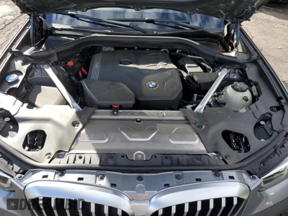 ✅ 2024 BMW X3 xDrive30i • VIN: 5UX53DP0XR9W09355 • Lot: 86533045. Listed on Copart with 9,029 mi. Free auction sales archive from the USA and detailed vehicle history report at DreamBid. Image 11.