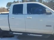 ✅ 2018 GMC Sierra 1500 SLT • VIN: 1GTV2NEC5JZ108868 • Lot: 41282062. Wystawiony na IAAI z przebiegiem 165 793 mil. Bezpłatny archiwum sprzedaży aukcyjnych z USA i szczegółowy raport historii pojazdu na DreamBid. Zdjęcie 14.