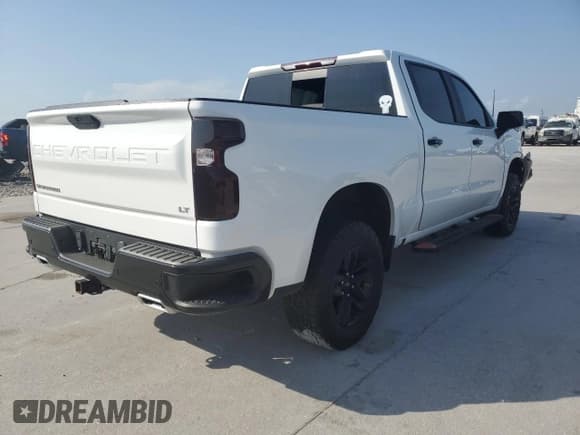 ✅ 2019 Chevrolet Silverado 1500 LT Trail Boss • VIN: 1GCPYFED3KZ136837 • Лот: 65928704. Опубликован ранее на Copart с пробегом 118 467 миль. Бесплатный доступ к архиву аукционных продаж из США и подробный отчёт об истории автомобиля на DreamBid. Изображение 3.