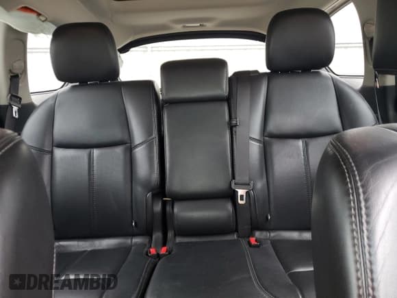 ✅ 2014 Nissan Pathfinder Platinum • VIN: 5N1AR2MM7EC674599 • Lot: 84005045. Wystawiony na Copart z przebiegiem 125 674 mil. Bezpłatny archiwum sprzedaży aukcyjnych z USA i szczegółowy raport historii pojazdu na DreamBid. Zdjęcie 10.