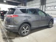 ✅ 2018 Toyota RAV4 XLE • VIN: 2T3RFREV3JW762590 • Лот: 84660245. Опубликован ранее на Copart с пробегом 73 670 миль. Бесплатный доступ к архиву аукционных продаж из США и подробный отчёт об истории автомобиля на DreamBid. Изображение 3.