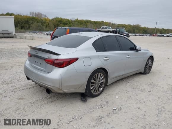 ✅ 2018 Infiniti Q50 Sport • VIN: JN1EV7AR6JM434577 • Lot: 43568896. Wystawiony na IAAI z przebiegiem 80 680 mil. Bezpłatny archiwum sprzedaży aukcyjnych z USA i szczegółowy raport historii pojazdu na DreamBid. Zdjęcie 4.