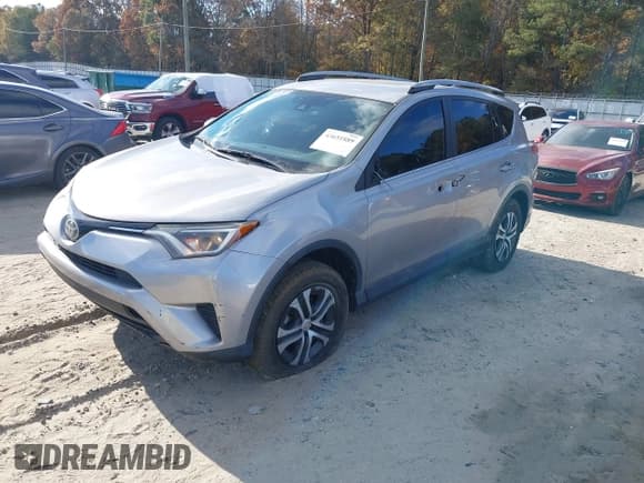 ✅ 2017 Toyota RAV4 LE • VIN: 2T3ZFREV3HW404965 • Лот: 43651889. Опубликован ранее на IAAI с пробегом 52 211 миль. Бесплатный доступ к архиву аукционных продаж из США и подробный отчёт об истории автомобиля на DreamBid. Изображение 22.