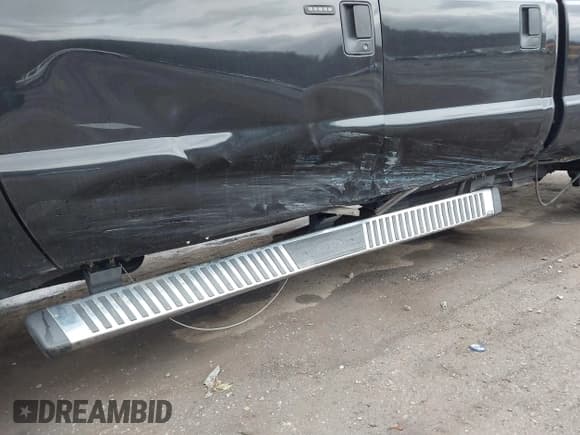 ✅ 2015 Ford F-250 Lariat • VIN: 1FT7W2B67FEC40068 • Lot: 41830833. Wystawiony na IAAI z przebiegiem 84 555 mil. Bezpłatny archiwum sprzedaży aukcyjnych z USA i szczegółowy raport historii pojazdu na DreamBid. Zdjęcie 6.