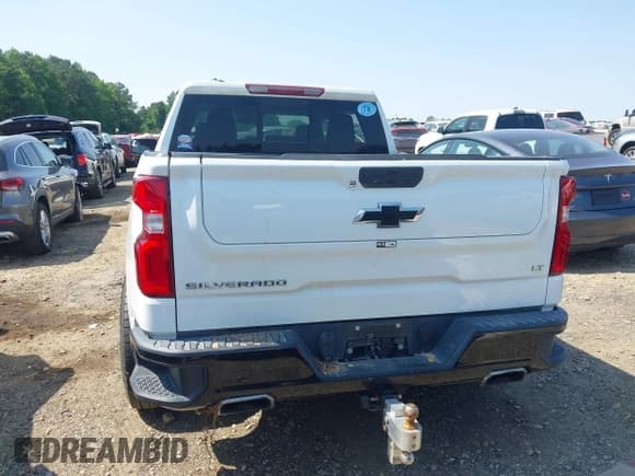 ✅ 2022 Chevrolet Silverado 1500 LT Trail Boss • VIN: 1GCPYFED7NZ146324 • Lot: 42416840. Wystawiony na IAAI z przebiegiem 69 309 mil. Bezpłatny archiwum sprzedaży aukcyjnych z USA i szczegółowy raport historii pojazdu na DreamBid. Zdjęcie 15.