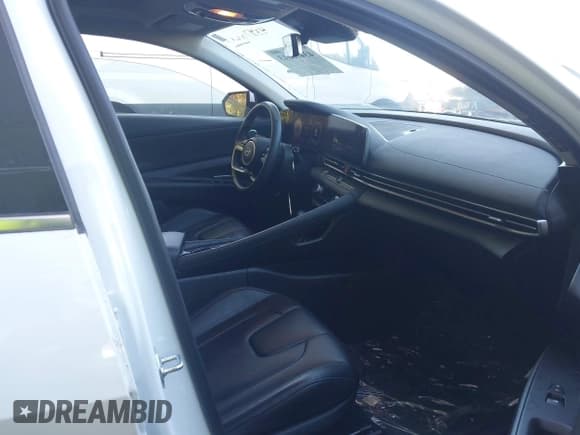 ✅ 2025 Hyundai Elantra Limited • VIN: KMHLP4DG2SU863428 • Lot: 43470613. Wystawiony na IAAI z przebiegiem 21 184 mil. Bezpłatny archiwum sprzedaży aukcyjnych z USA i szczegółowy raport historii pojazdu na DreamBid. Zdjęcie 5.