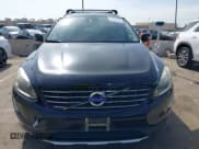 ✅ 2014 Volvo XC60 R-Design Premier Plus • VIN: YV4902DZ4E2554890 • Lot: 41599418. Wystawiony na IAAI z przebiegiem 90 090 mil. Bezpłatny archiwum sprzedaży aukcyjnych z USA i szczegółowy raport historii pojazdu na DreamBid. Zdjęcie 12.