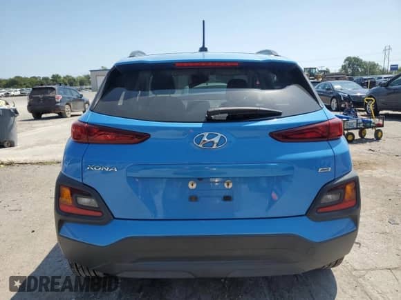 2021 Hyundai Kona SEL z VIN KM8K2CAA9MU601297, wystawiony jako Copart lot #68967475 z przebiegiem Nie podano mil oraz Szkoda całkowita • Salvage title. Historia ofert i sprzedaży dostępna na DreamBid. Obrazek 6.