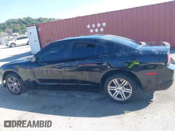 ✅ 2014 Dodge Charger Police • VIN: 2C3CDXATXEH191100 • Лот: 43221692. Опубликован ранее на IAAI с пробегом 221 239 миль. Бесплатный доступ к архиву аукционных продаж из США и подробный отчёт об истории автомобиля на DreamBid. Изображение 14.