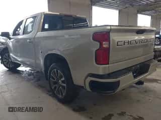 2021 Chevrolet Silverado 1500 RST z VIN 1GCUYEED7MZ230221, wystawiony jako IAAI lot #43471882 z przebiegiem 123 725 mil mil oraz . Historia ofert i sprzedaży dostępna na DreamBid. Obrazek 3.