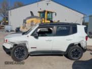 ✅ 2016 Jeep Renegade Trailhawk • VIN: ZACCJBCTXGPE07405 • Lot: 43590770. Listed on IAAI with 112,381 mi. Free auction sales archive from the USA and detailed vehicle history report at DreamBid. Image 13.