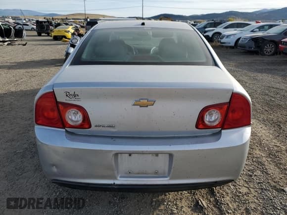 ✅ 2011 Chevrolet Malibu 1LS • VIN: 1G1ZB5E18BF265175 • Lot: 74351094. Listed on Copart with 118,103 mi. Free auction sales archive from the USA and detailed vehicle history report at DreamBid. Image 6.