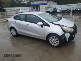 ✅ 2014 Kia Rio LX • VIN: KNADM4A35E6352742 • Lot: 89929155. Wystawiony na Copart z przebiegiem 104 773 mil. Bezpłatny archiwum sprzedaży aukcyjnych z USA i szczegółowy raport historii pojazdu na DreamBid. Zdjęcie 4.