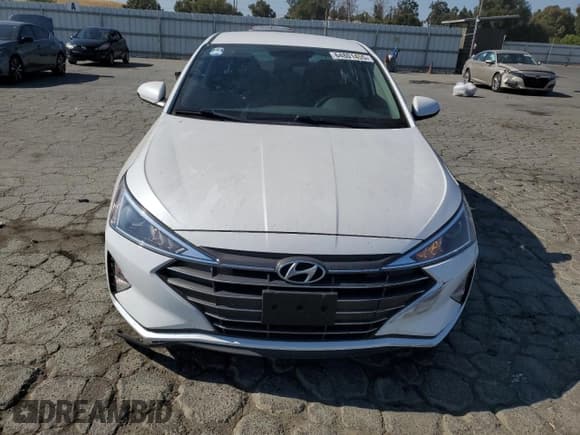 ✅ 2019 Hyundai Elantra SE • VIN: 5NPD74LFXKH449342 • Lot: 64801455. Listed on Copart with 67,164 mi. Free auction sales archive from the USA and detailed vehicle history report at DreamBid. Image 5.