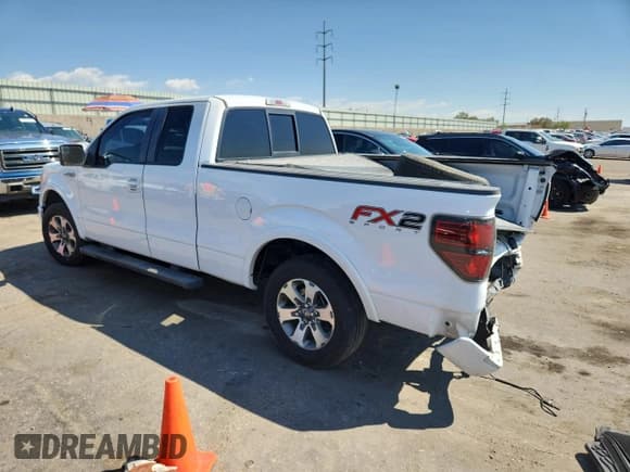 ✅ 2014 Ford F-150 XL • VIN: 1FTFX1CFXEKG32978 • Lot: 70057265. Listed on Copart with 73,435 mi. Free auction sales archive from the USA and detailed vehicle history report at DreamBid. Image 2.