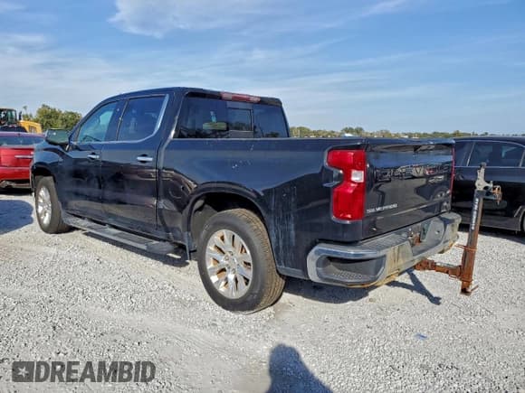 ✅ 2020 Chevrolet Silverado 1500 LTZ • VIN: 3GCUYGET3LG451588 • Lot: 95324355. Wystawiony na Copart z przebiegiem 117 631 mil. Bezpłatny archiwum sprzedaży aukcyjnych z USA i szczegółowy raport historii pojazdu na DreamBid. Zdjęcie 2.