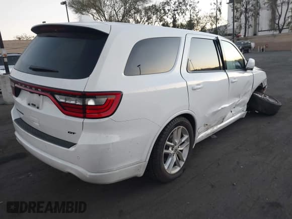 ✅ 2022 Dodge Durango GT Plus • VIN: 1C4RDHDG4NC182227 • Lot: 43562270. Listed on IAAI with 208,045 mi. Free auction sales archive from the USA and detailed vehicle history report at DreamBid. Image 4.