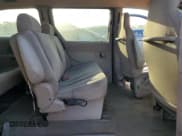 ✅ 2002 Chrysler Town & Country LX • VIN: 2C4GP44342R755263 • Лот: 66351115. Опубликован ранее на Copart с пробегом 94 752 миль. Бесплатный доступ к архиву аукционных продаж из США и подробный отчёт об истории автомобиля на DreamBid. Изображение 11.