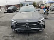 ✅ 2024 Mercedes-Benz CLE 300 • VIN: W1KMJ4HB1RF004067 • Lot: 86732044. Wystawiony na Copart z przebiegiem 5 039 mil. Bezpłatny archiwum sprzedaży aukcyjnych z USA i szczegółowy raport historii pojazdu na DreamBid. Zdjęcie 5.