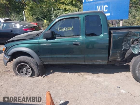 ✅ 2002 Toyota Tacoma PreRunner • VIN: 5TESN92N72Z046001 • Lot: 43213221. Listed on IAAI with 194,360 mi. Free auction sales archive from the USA and detailed vehicle history report at DreamBid. Image 15.