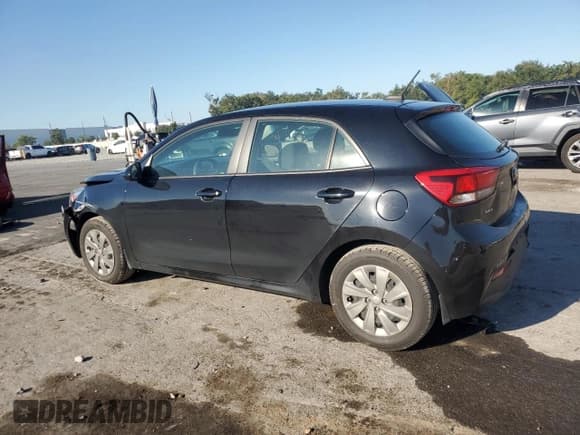 ✅ 2019 Kia Rio S • VIN: 3KPA25AB2KE225395 • Lot: 91293055. Wystawiony na Copart z przebiegiem 98 577 mil. Bezpłatny archiwum sprzedaży aukcyjnych z USA i szczegółowy raport historii pojazdu na DreamBid. Zdjęcie 2.