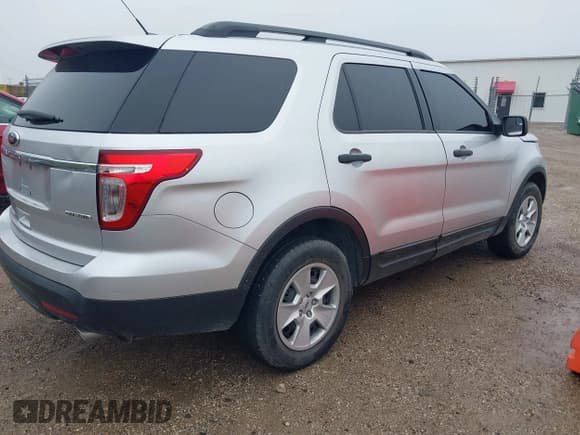 ✅ 2013 Ford Explorer • VIN: 1FM5K7B89DGC28776 • Lot: 42177319. Wystawiony na IAAI z przebiegiem 92 066 mil. Bezpłatny archiwum sprzedaży aukcyjnych z USA i szczegółowy raport historii pojazdu na DreamBid. Zdjęcie 4.