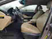 ✅ 2013 Hyundai Azera • VIN: KMHFG4JG7DA216478 • Lot: 53998885. Wystawiony na Copart z przebiegiem 154 277 mil mil. Skorzystaj z bezpłatnego archiwum sprzedaży aukcyjnych z USA i zobacz szczegółowy raport historii pojazdu na DreamBid. Zdjęcie 7.