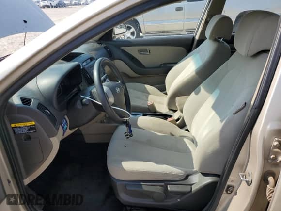 ✅ 2009 Hyundai Elantra SE • VIN: KMHDU46D39U694000 • Lot: 63627305. Wystawiony na Copart z przebiegiem 152 893 mil mil. Skorzystaj z bezpłatnego archiwum sprzedaży aukcyjnych z USA i zobacz szczegółowy raport historii pojazdu na DreamBid. Zdjęcie 7.