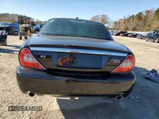 ✅ 2008 Jaguar XJ Vanden Plas • VIN: SAJWA82B08SH27857 • Lot: 92624565. Wystawiony na Copart z przebiegiem 174 059 mil. Bezpłatny archiwum sprzedaży aukcyjnych z USA i szczegółowy raport historii pojazdu na DreamBid. Zdjęcie 6.