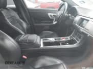 ✅ 2014 Jaguar XF SC • VIN: SAJWJ0EF3E8U10192 • Lot: 41925001. Wystawiony na IAAI z przebiegiem Nie podano. Bezpłatny archiwum sprzedaży aukcyjnych z USA i szczegółowy raport historii pojazdu na DreamBid. Zdjęcie 5.