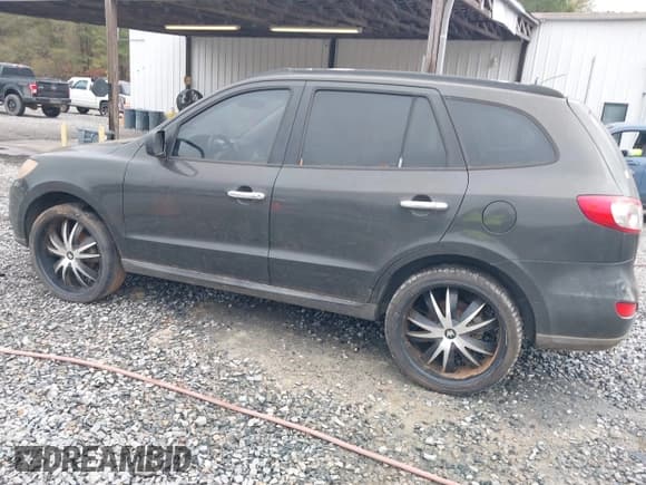 ✅ 2010 Hyundai Santa Fe GLS • VIN: 5NMSG3ABXAH340117 • Лот: 43827603. Опубликован ранее на IAAI с пробегом 193 766 миль. Бесплатный доступ к архиву аукционных продаж из США и подробный отчёт об истории автомобиля на DreamBid. Изображение 3.