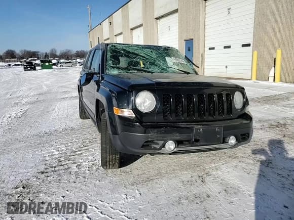 ✅ 2012 Jeep Patriot Limited • VIN: 1C4NJRCB7CD603870 • Lot: 44593145. Listed on Copart with 147,676 mi. Free auction sales archive from the USA and detailed vehicle history report at DreamBid. Image 12.