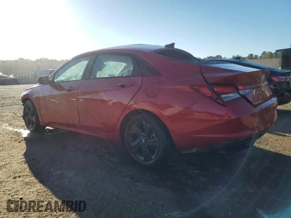 ✅ 2021 Hyundai Elantra SEL • VIN: 5NPLM4AG3MH019798 • Lot: 86709975. Listed on Copart with 120,581 mi. Free auction sales archive from the USA and detailed vehicle history report at DreamBid. Image 2.