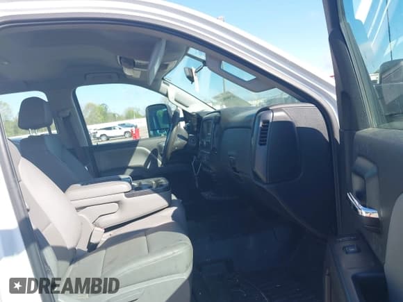 ✅ 2017 Chevrolet Silverado 2500HD Work Truck • VIN: 1GC2CUEG9HZ234707 • Lot: 41989944. Wystawiony na IAAI z przebiegiem 111 248 mil. Bezpłatny archiwum sprzedaży aukcyjnych z USA i szczegółowy raport historii pojazdu na DreamBid. Zdjęcie 5.