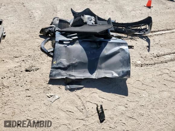 ✅ 2016 BMW X6 M • VIN: 5YMKW8C50G0R43245 • Лот: 66228905. Опубликован ранее на Copart с пробегом 75 558 миль. Бесплатный доступ к архиву аукционных продаж из США и подробный отчёт об истории автомобиля на DreamBid. Изображение 12.