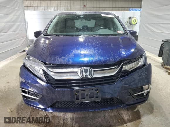✅ 2020 Honda Odyssey Touring • VIN: 5FNRL6H86LB003292 • Lot: 61835955. Listed on Copart with 82,219 mi. Free auction sales archive from the USA and detailed vehicle history report at DreamBid. Image 5.