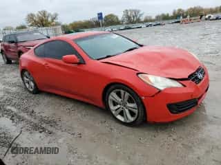 2010 Hyundai Genesis Coupe Premium z VIN KMHHT6KD1AU021037, wystawiony jako Copart lot #80195994 z przebiegiem 174 463 mil mil oraz Szkoda całkowita • Salvage title. Historia ofert i sprzedaży dostępna na DreamBid. Obrazek 4.