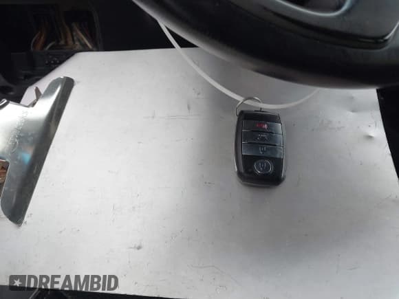 ✅ 2015 Kia Sorento EX • VIN: 5XYKU4A70FG612752 • Lot: 41536488. Wystawiony na IAAI z przebiegiem 79 479 mil. Bezpłatny archiwum sprzedaży aukcyjnych z USA i szczegółowy raport historii pojazdu na DreamBid. Zdjęcie 11.