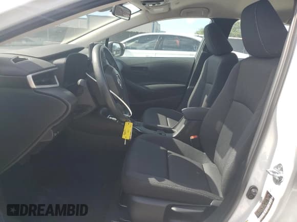 ✅ 2025 Toyota Corolla LE • VIN: 5YFB4MDE6SP300371 • Lot: 92033455. Listed on Copart with 2,430 mi. Free auction sales archive from the USA and detailed vehicle history report at DreamBid. Image 7.